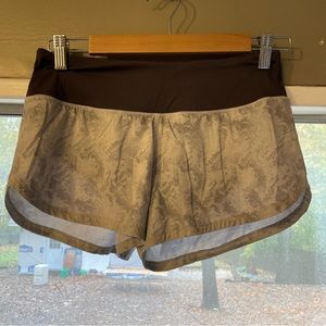 Vuori athletic shorts size XS